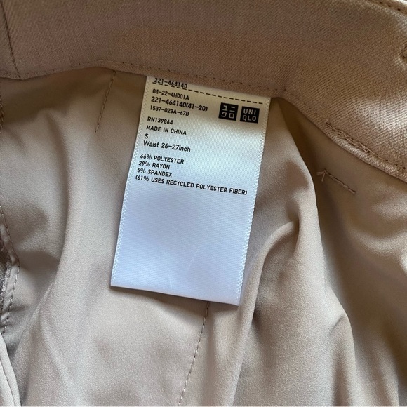 Uniqlo Smart Ankle Pants 2-Way Stretch Size Small Light Pink Office Casual Comfy - Picture 8 of 11